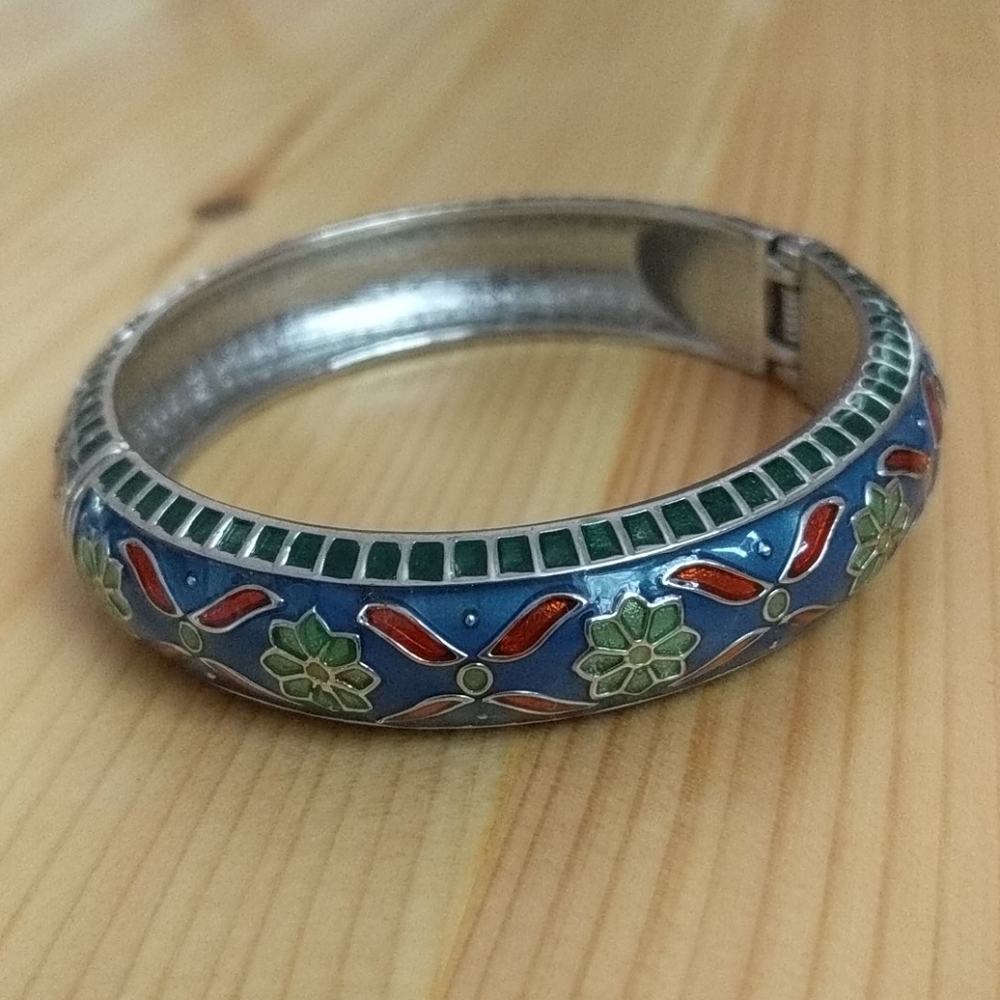 BRAND NEW Hand-painted Hinge Bangle (Small/Medium)